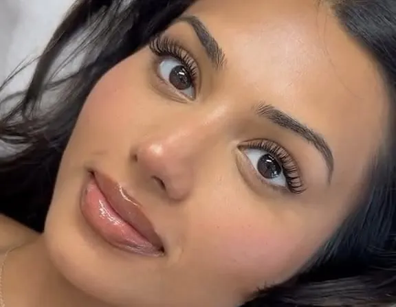 Wet look lash extensions by Lady Lash Studio