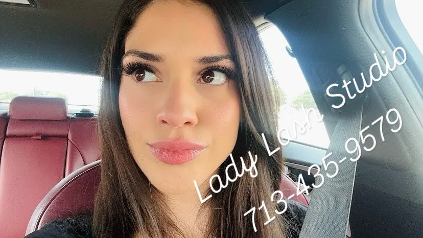 Hybrid lash work by Lady Lash Studio